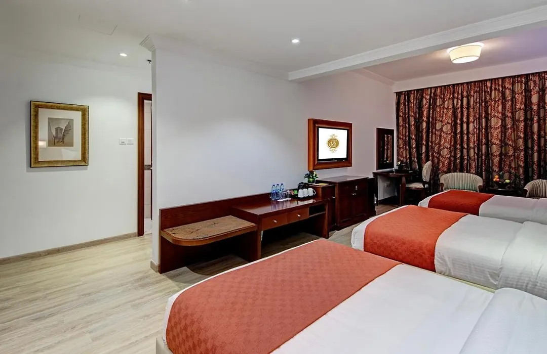 Home Hotel Dubai-1