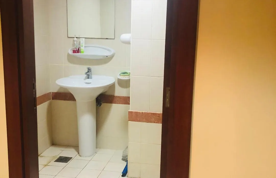 Private Bedroom In 1 Bhk With Burj View-1
