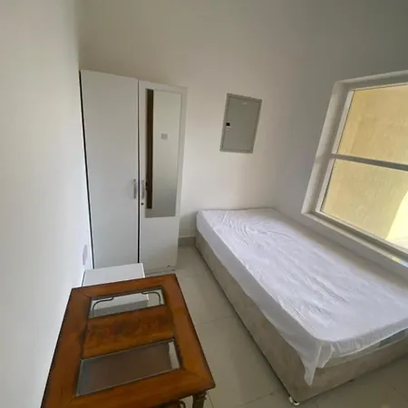Economical Rooms For Rent In Dubai-3